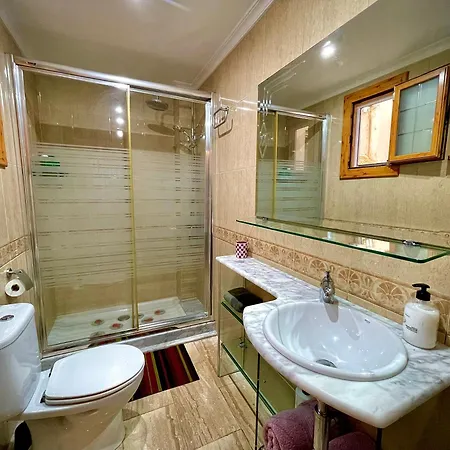 Precioso Y Espacioso Piso Apartamento *